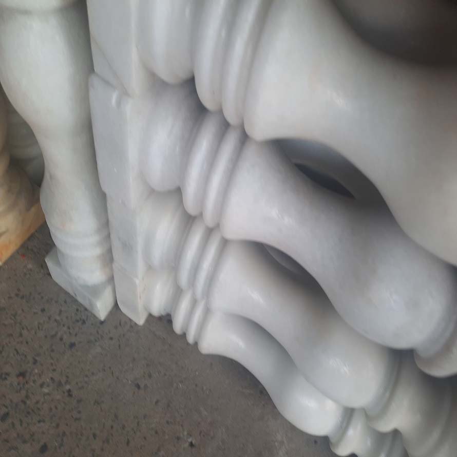 Con tiện đá hoa cương