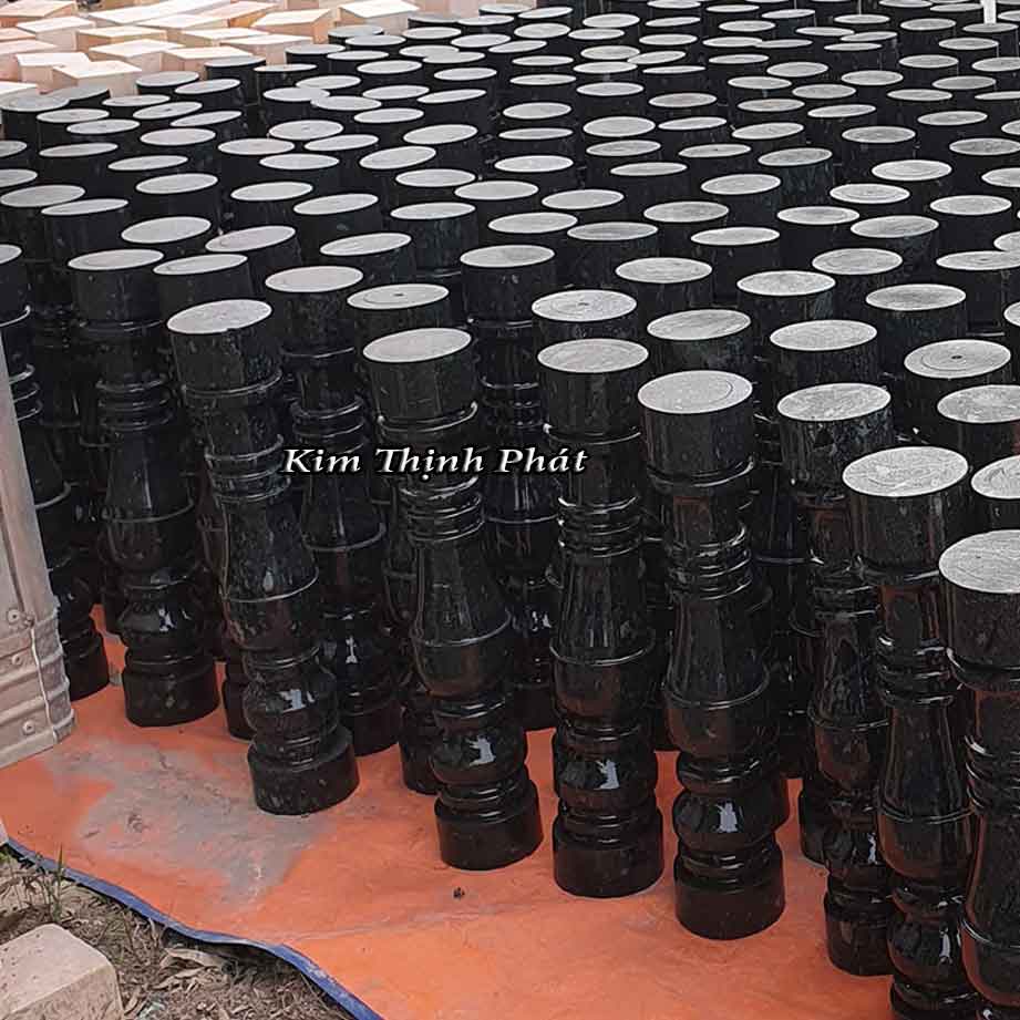 Con tiện đá hoa cươn