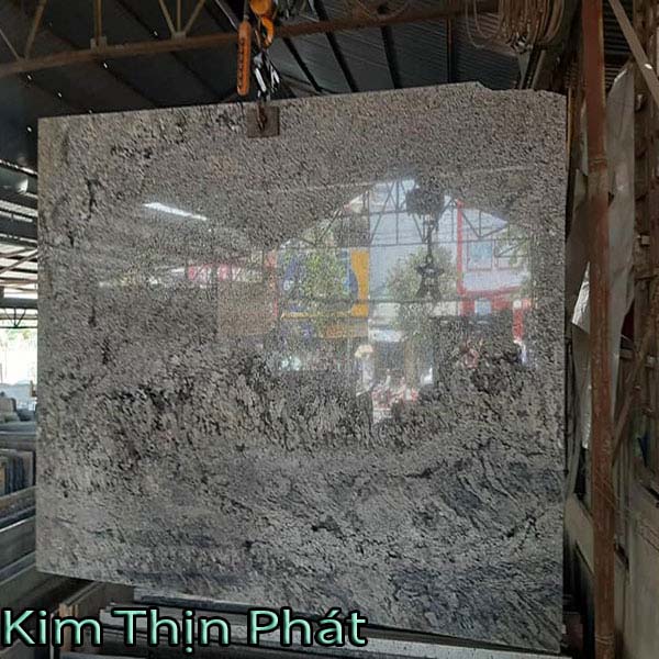Đá hoa cương tự nhiên