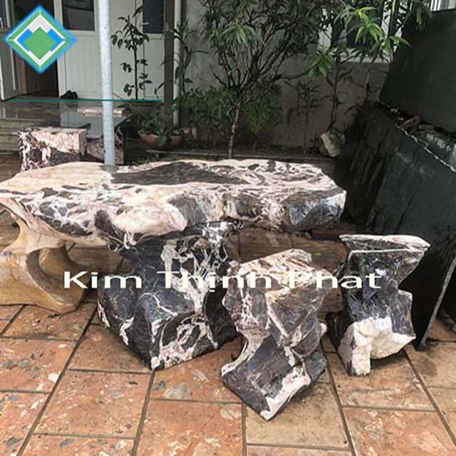 Đá hoa cương bếp